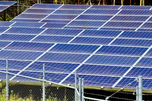 産業用太陽光発電のリースモデルとは？メリット・デメリットを解説