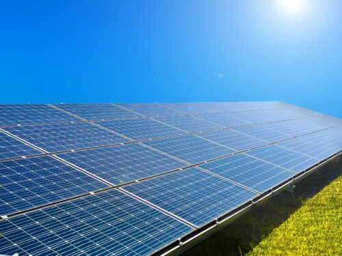 産業用太陽光発電の低圧・高圧・特別高圧の違いとは？埼玉県で50kW以上を導入する前に確認すべき設備・手続きを解説